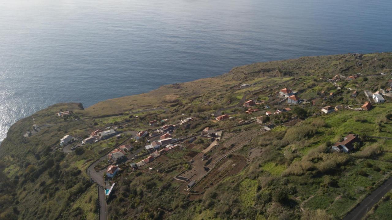 Refúgio de Pedra Fajã da Ovelha Exterior foto